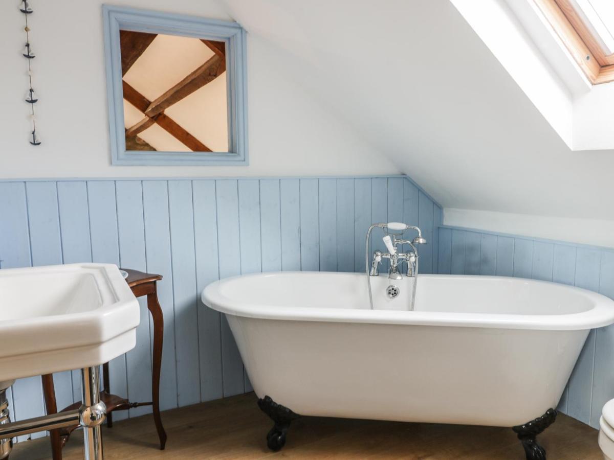 Cottage Val Fylingdales Экстерьер фото